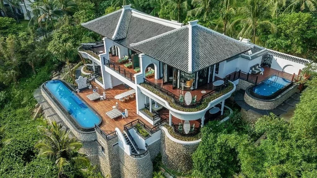 Khách sạn 5 sao